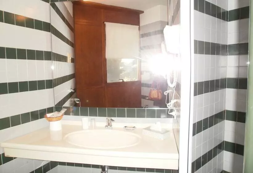 Отель Albergo Villa & Roma