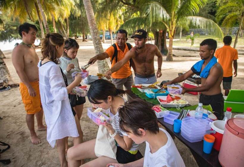 Отель Alunan Resort All Inclusive