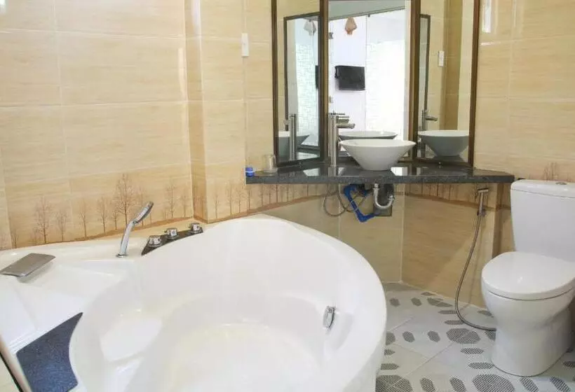 هتل Anh Dao Phu Quoc
