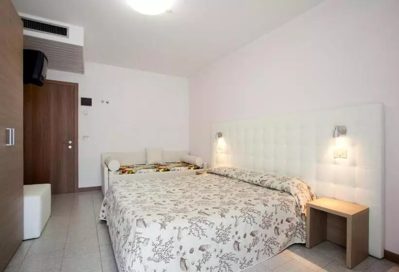 Hotelli Columbia & Ninfea