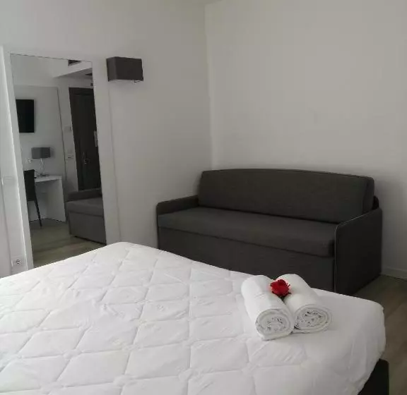 Hotelli Columbia & Ninfea