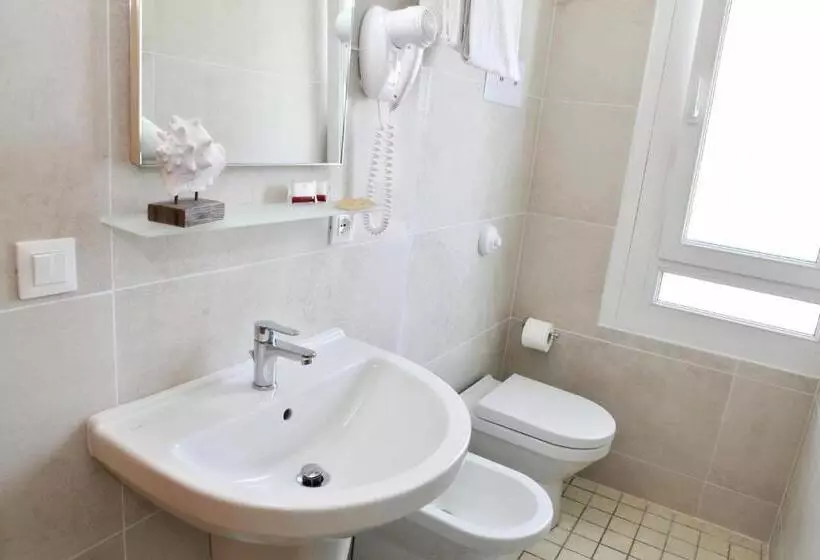 Hotelli Columbia & Ninfea