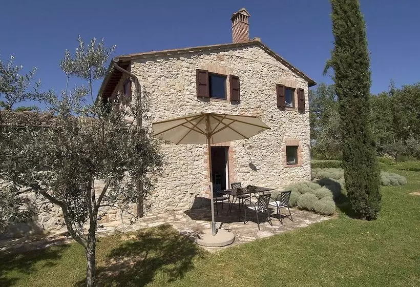 Отель Il Colombaio Di Cencio