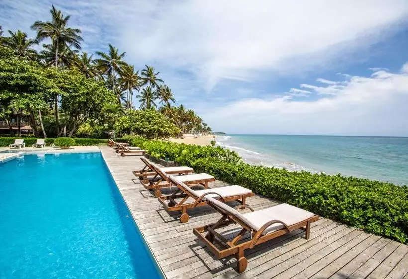 ホテル Luxury Beach Condo Cabarete