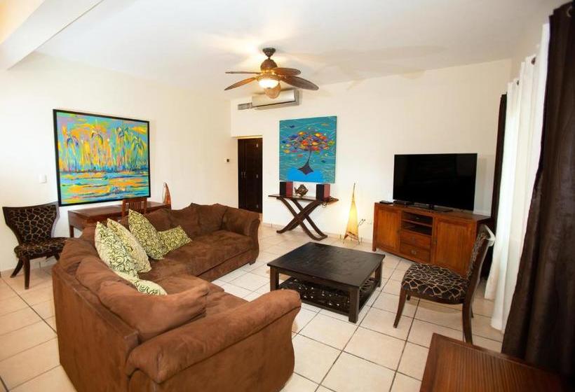 בית מלון כפרי Luxury Beach Condo Cabarete