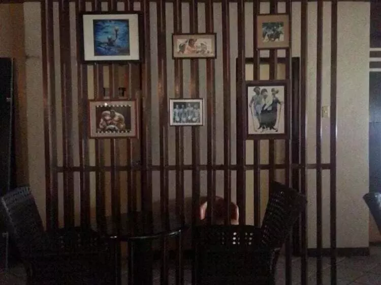 Hotelli Mactan Pension House