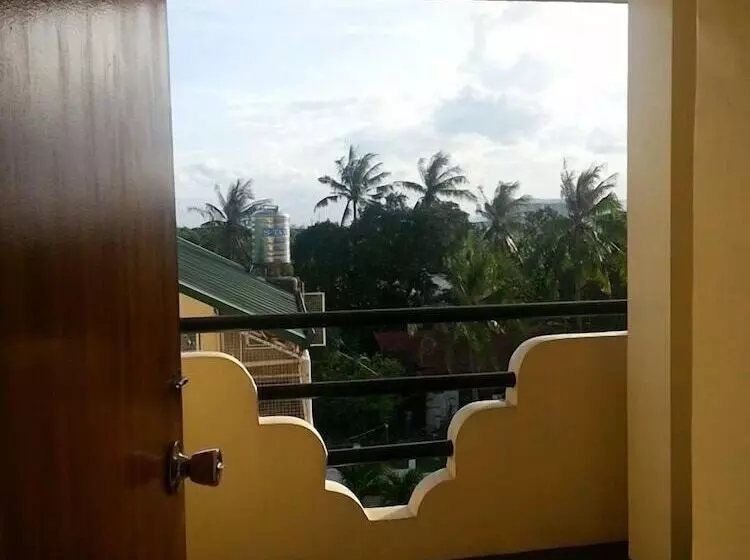 Hotelli Mactan Pension House