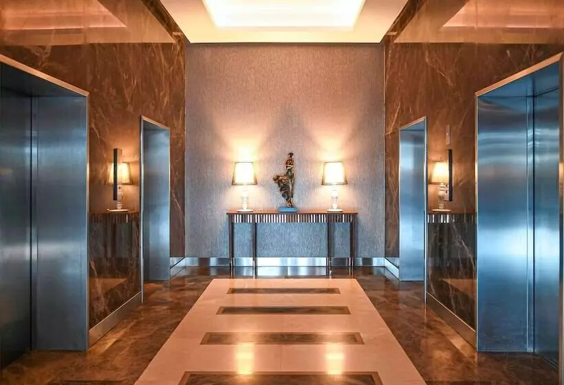 Mercure Istanbul West Hotel & Convention Center