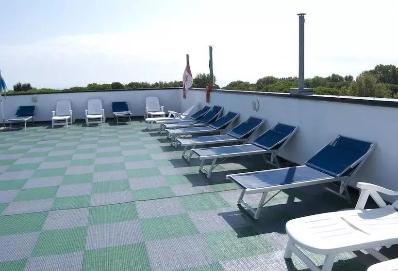 Отель Old River