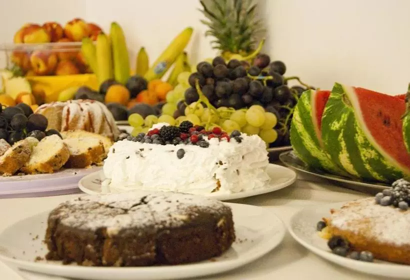 Отель Old River