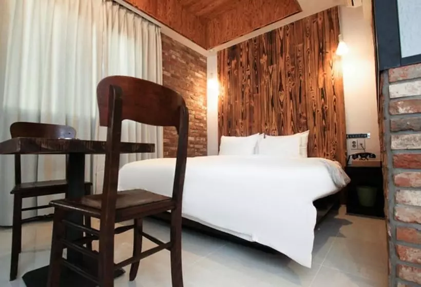 Hound Hotel Changwon Terminal