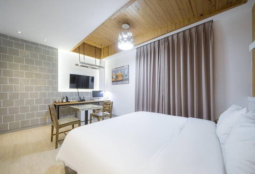 Hound Hotel Changwon Terminal