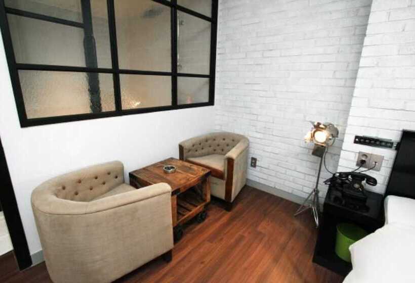 Hound Hotel Changwon Terminal