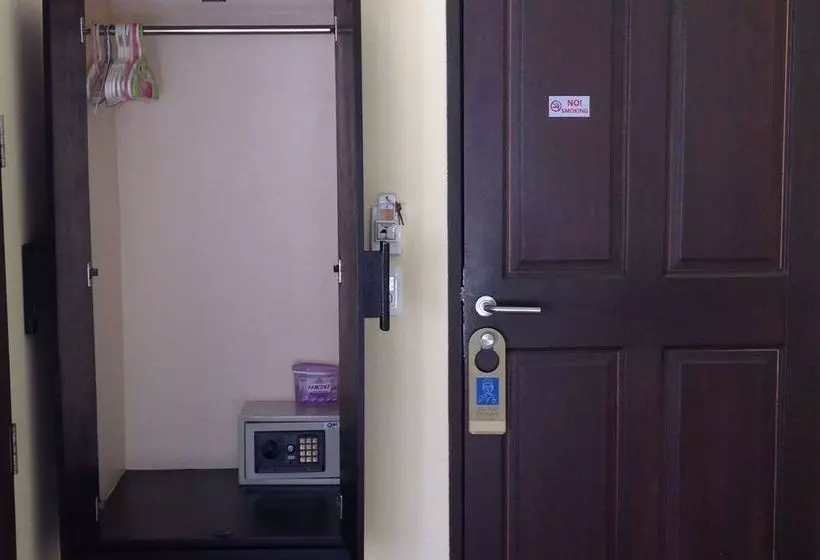 酒店 Tropicoza Guest House