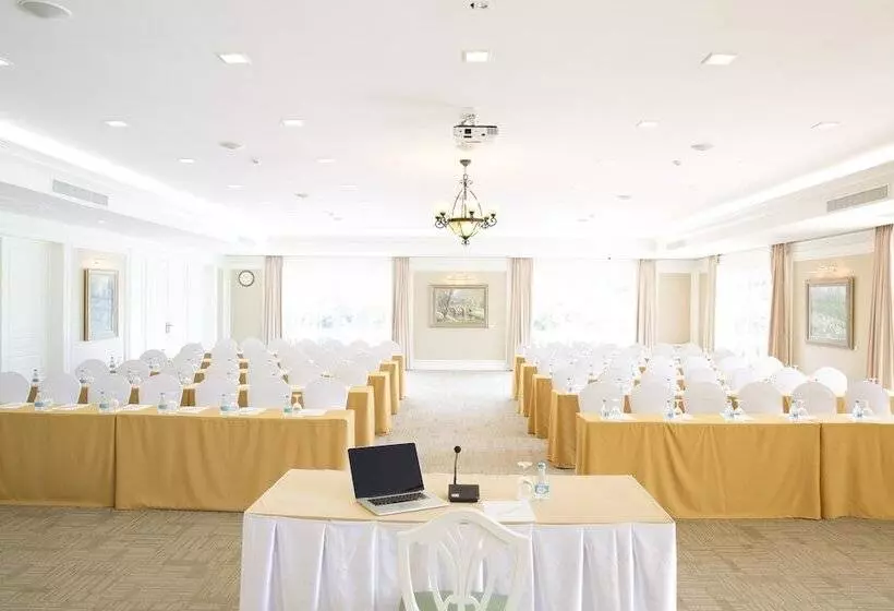 Kensington English Garden Resort Khaoyai