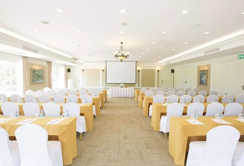 Kensington English Garden Resort Khaoyai