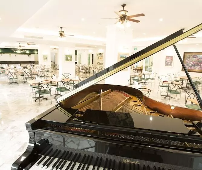 Kensington English Garden Resort Khaoyai