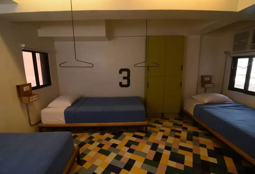 Spot On Junction Hostel