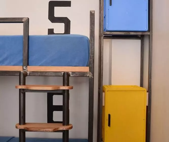 Spot On Junction Hostel