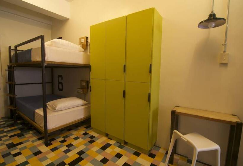 Spot On Junction Hostel