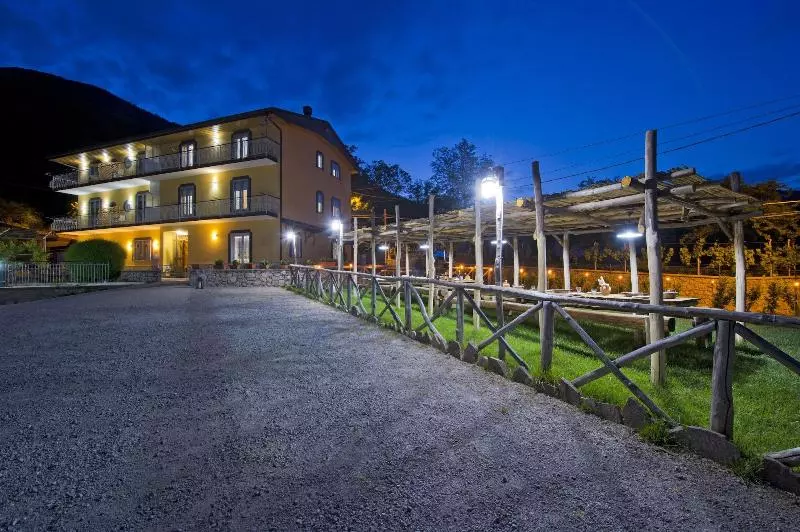 Пансион Mamaral