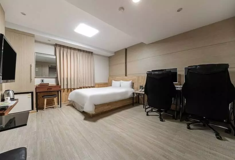 Suwon Hotel Pacific 37