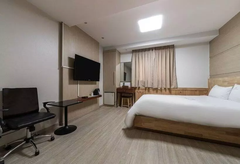 Suwon Hotel Pacific 37