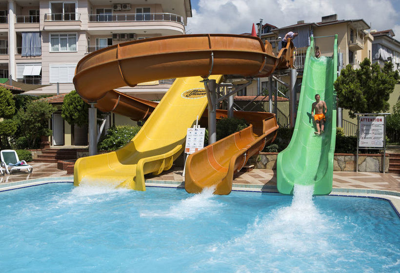 Villa Moonflower Aparts & Suites