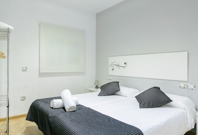 Apartamentos Tito San Agustin