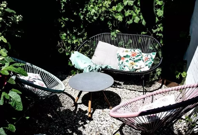 Bed and Breakfast Engholmbb