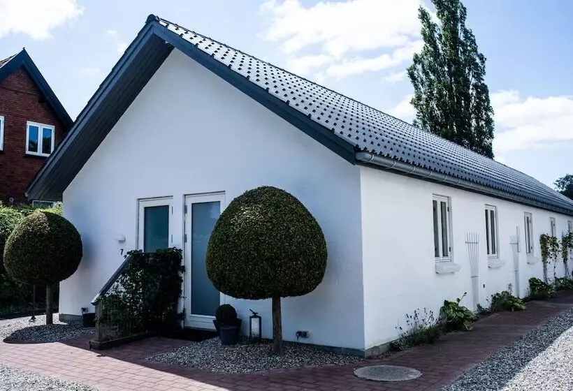 Bed and Breakfast Engholmbb