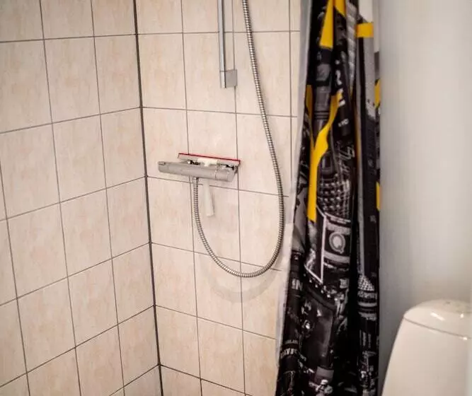 Bed and Breakfast Engholmbb