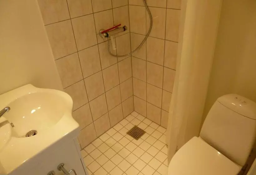 Bed and Breakfast Engholmbb