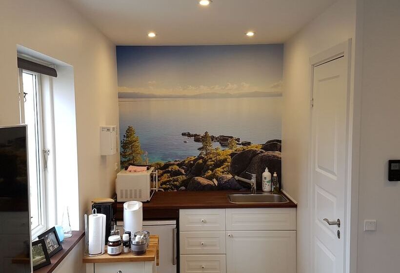 Bed and Breakfast Engholmbb