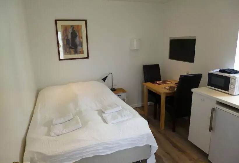 Bed and Breakfast Engholmbb