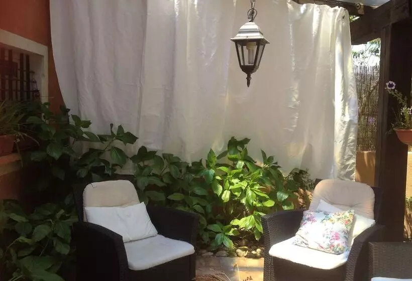 ベッドアンドブレックファースト La Casa Delle Fate