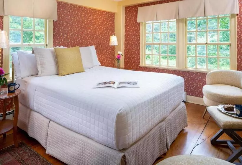 ベッドアンドブレックファースト Waldo Emerson Inn