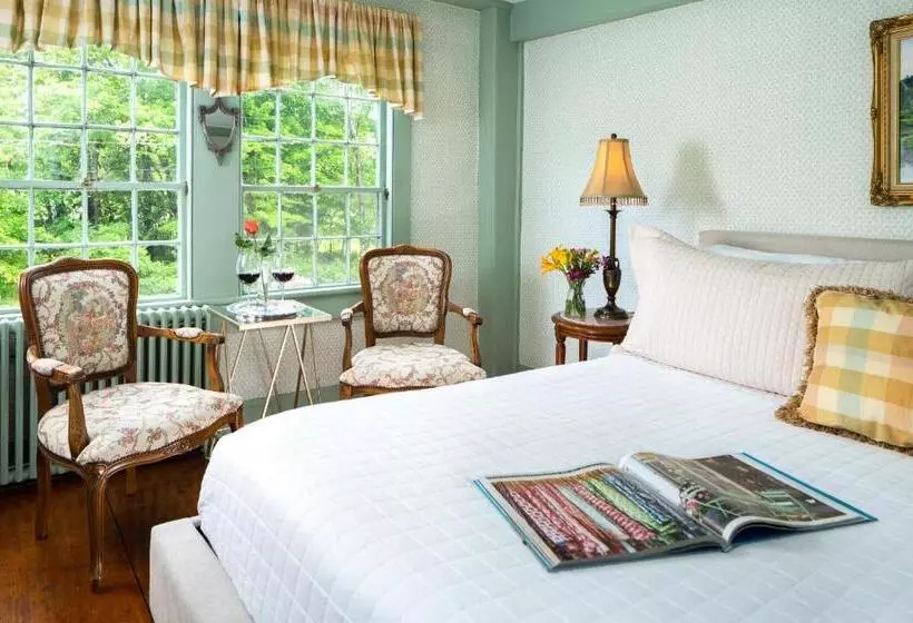 ベッドアンドブレックファースト Waldo Emerson Inn