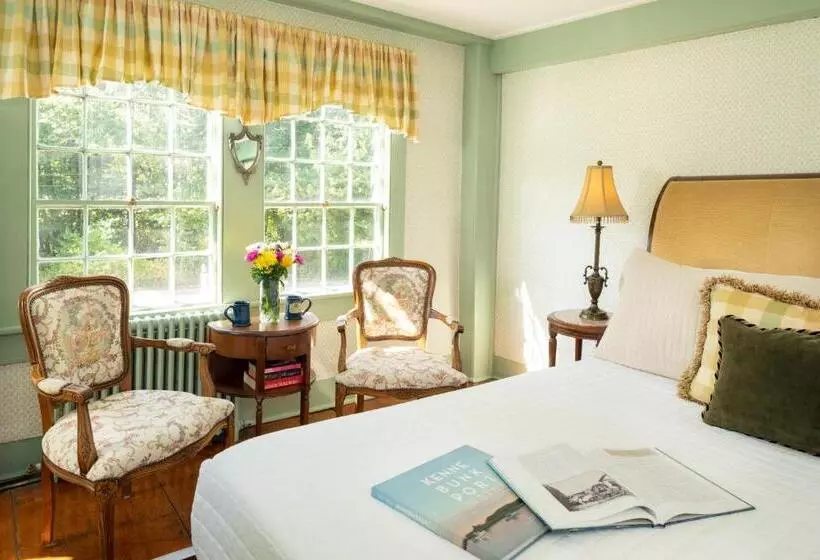 ベッドアンドブレックファースト Waldo Emerson Inn