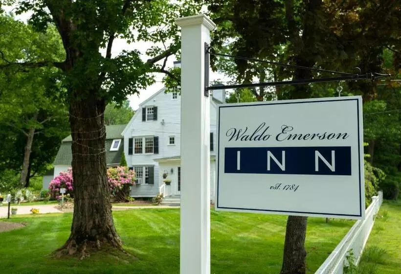 ベッドアンドブレックファースト Waldo Emerson Inn