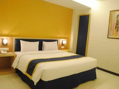 Hotell D Best  Bandung