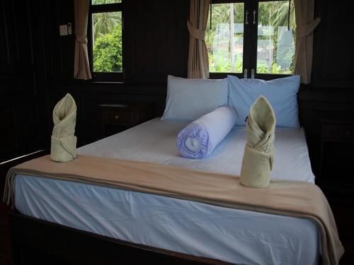 Hotel Apichada Villa