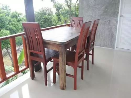 Hotelli Apichada Villa