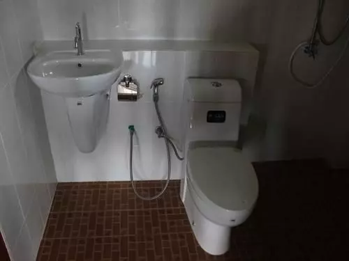 Hotelli Apichada Villa