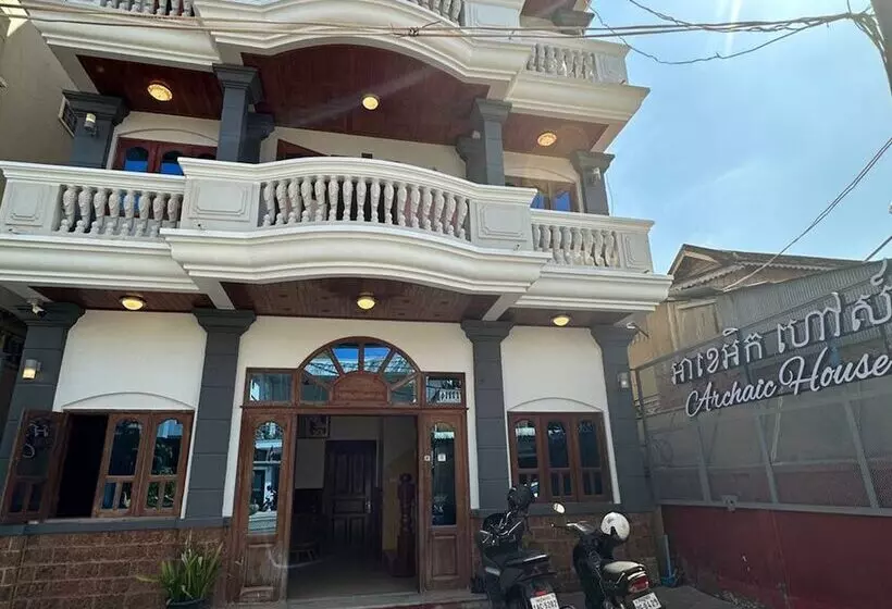 ホテル Archaic House