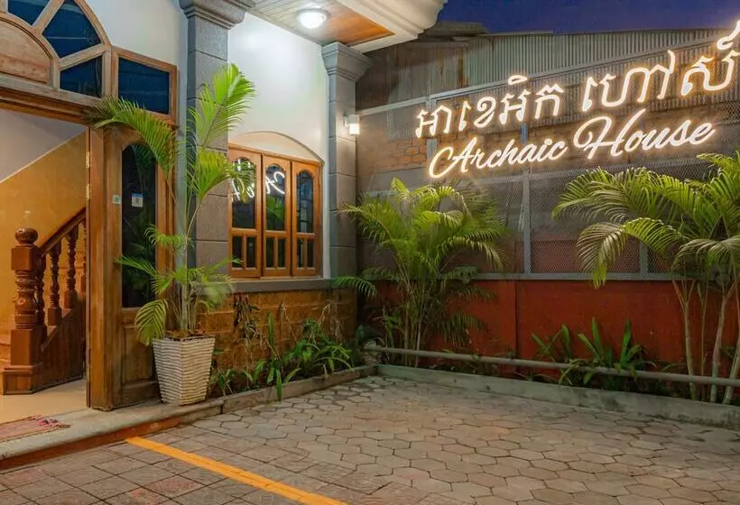 ホテル Archaic House