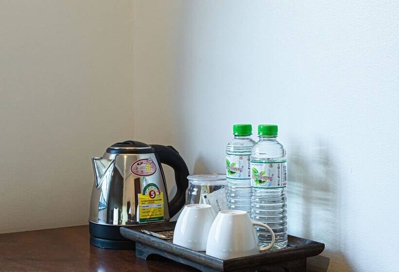 هتل Archaic House