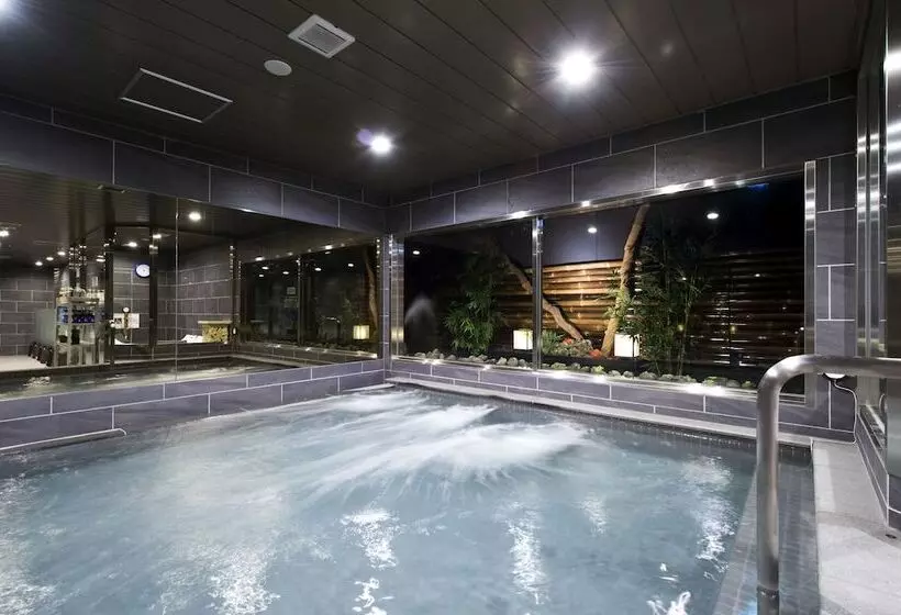 هتل کپسول Anshin Oyado Shinjuku Ekimaeten