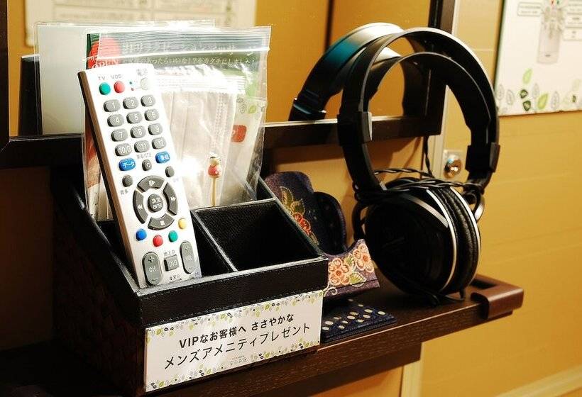 هتل کپسول Anshin Oyado Shinjuku Ekimaeten