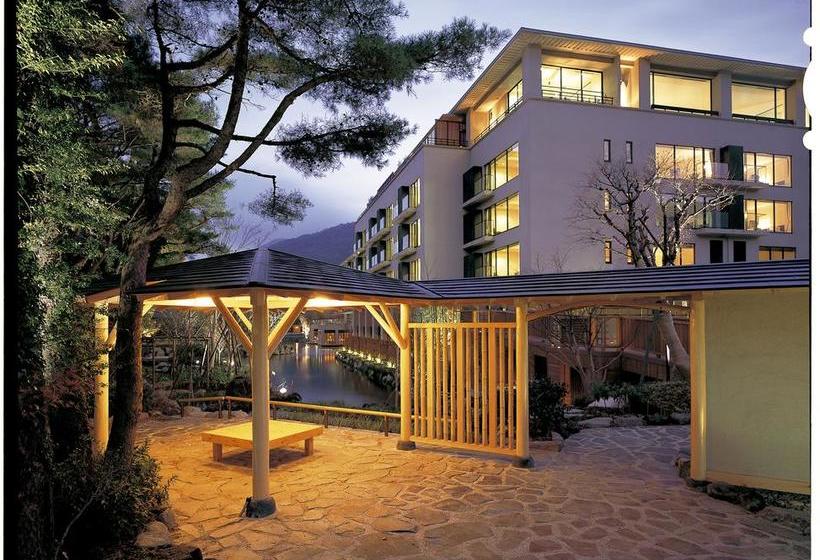 Отель Harvest Hakone Koushien